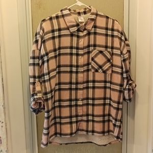 NWOT No Boundaries shirt